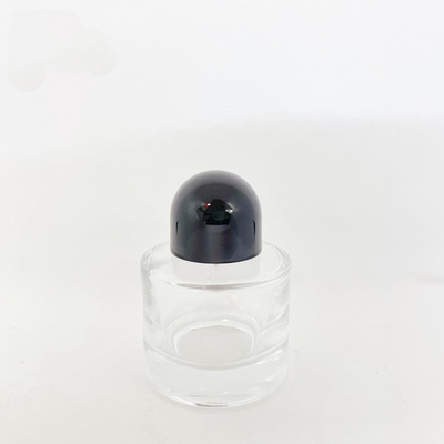 acheter Bouteille de parfum 50ml extraordinairement adaptée aux besoins du client pour la bouteille en verre de no man's land avec l'emballage magnétique fort de parfum de baïonnette online manufacture