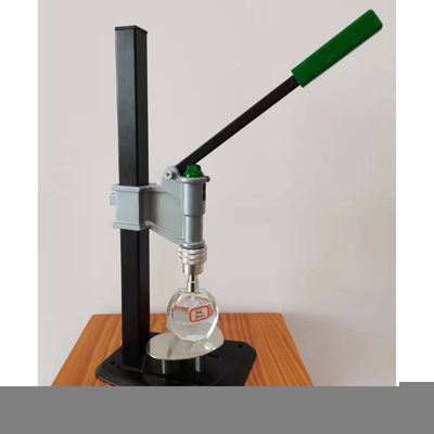 acheter Emballage liquide en plastique de machine de conditionnement de parfum de machine de cachetage de presse à mouler de baïonnette du capsuleur 13/15 de bouteille de parfum online manufacture