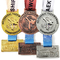 Médaille fonctionnante en métal en alliage de zinc des souvenirs 3d de récompense de marathon d'or de sport avec le ruban