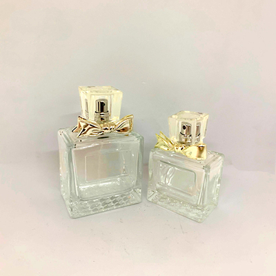 l'arc exquis d'alliage de bouteille de verre à bouteilles de parfum de 50ml 100ml pulvérisent la personnalisation assortie d'usine de bouteille vide