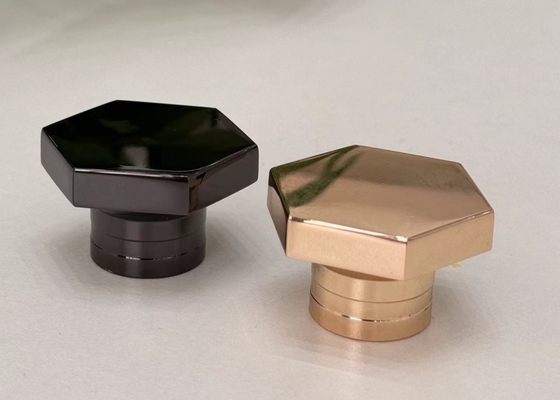 Couvercles de bouteilles de parfums en alliage de zinc en forme hexagonale Couleur et logo personnalisés