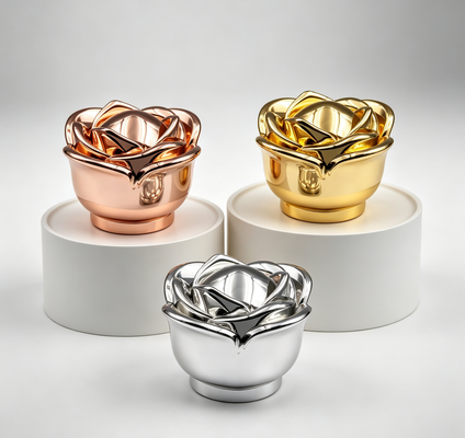 Cap de parfum en alliage de zinc FEA15 en forme de fleur de rose 3D en forme d'électroplaté Cap de bouteille de parfum Logo personnalisé