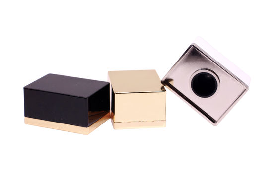 Dessus en plastique de bouteille de parfum de l'insertion 56*30*55mm de rectangle