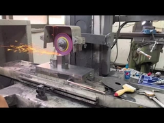 Fabrique professionnelle de bouchon de parfum en alliage de zinc, personnalisation de moules en cours